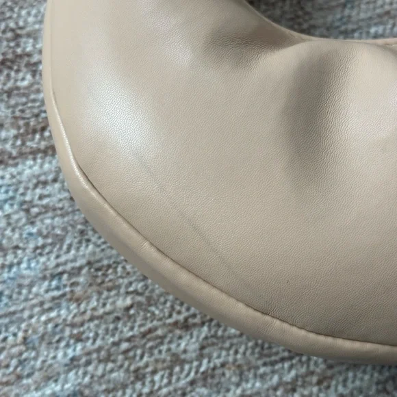 Abacus Top Handle Bag. - Picture 6 of 6